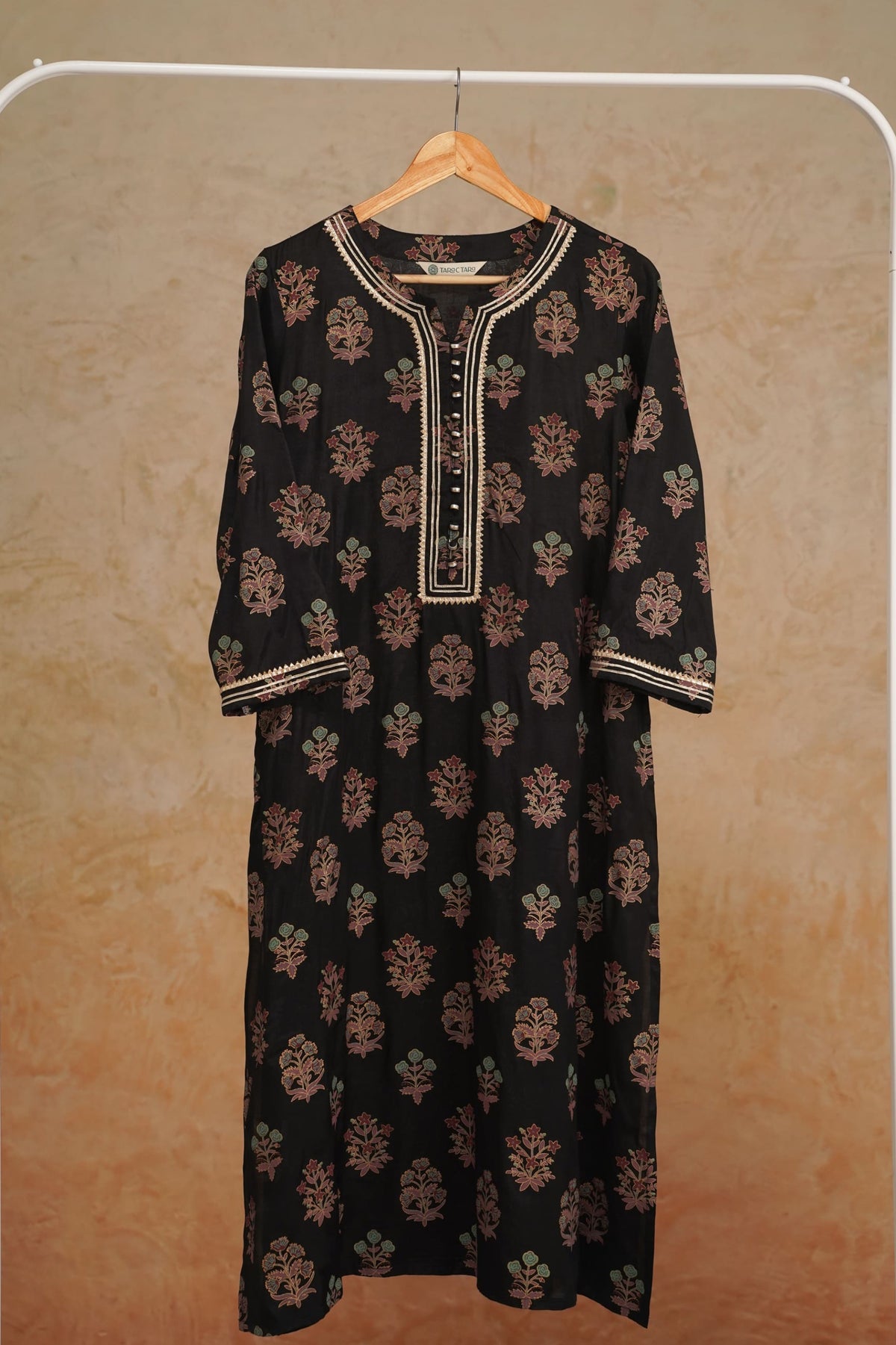Black Floral Printed Art Silk Kurta