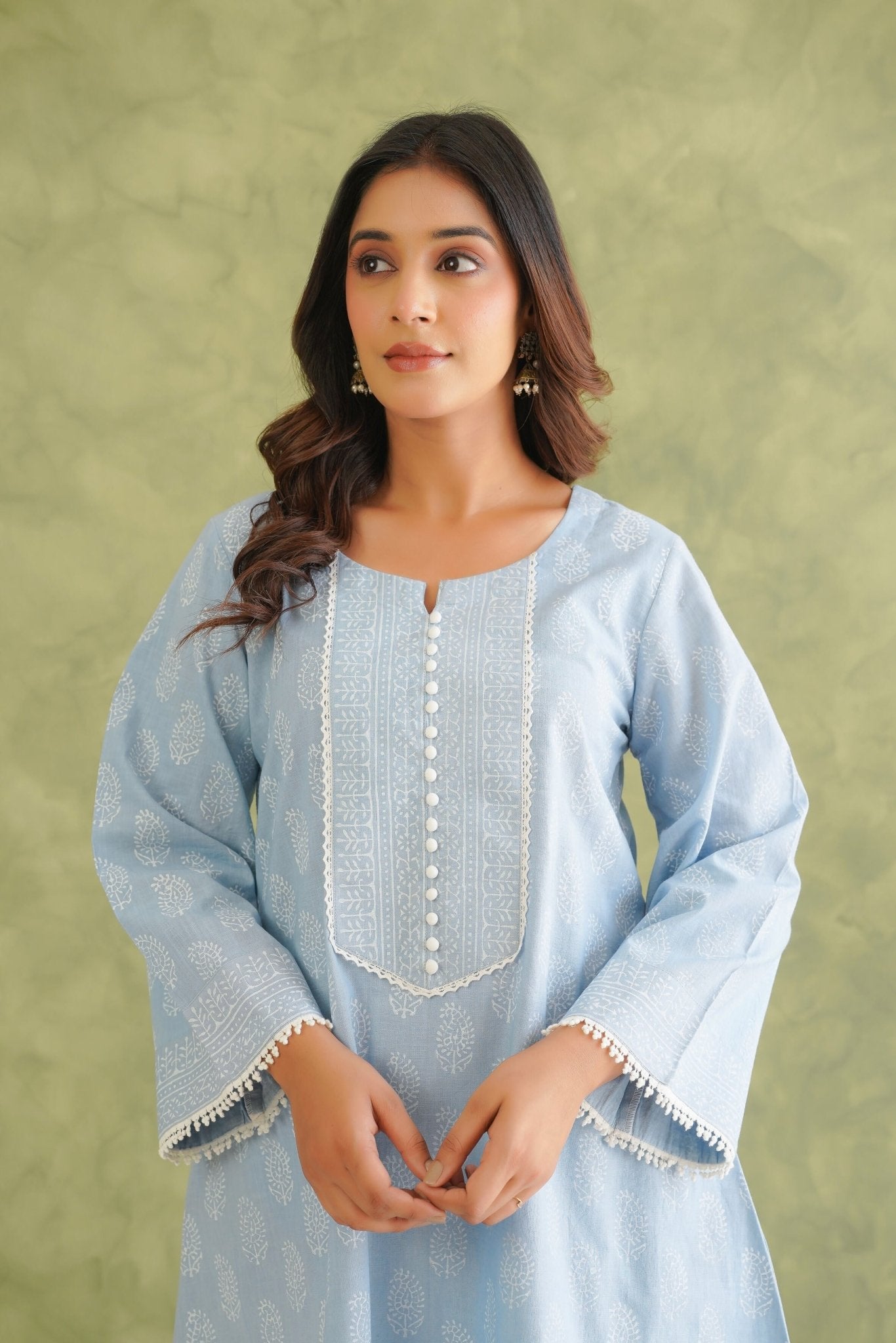 Blue Short Hand Block Printed Kurta With Farshi Salwar - Tara - C - Tara
