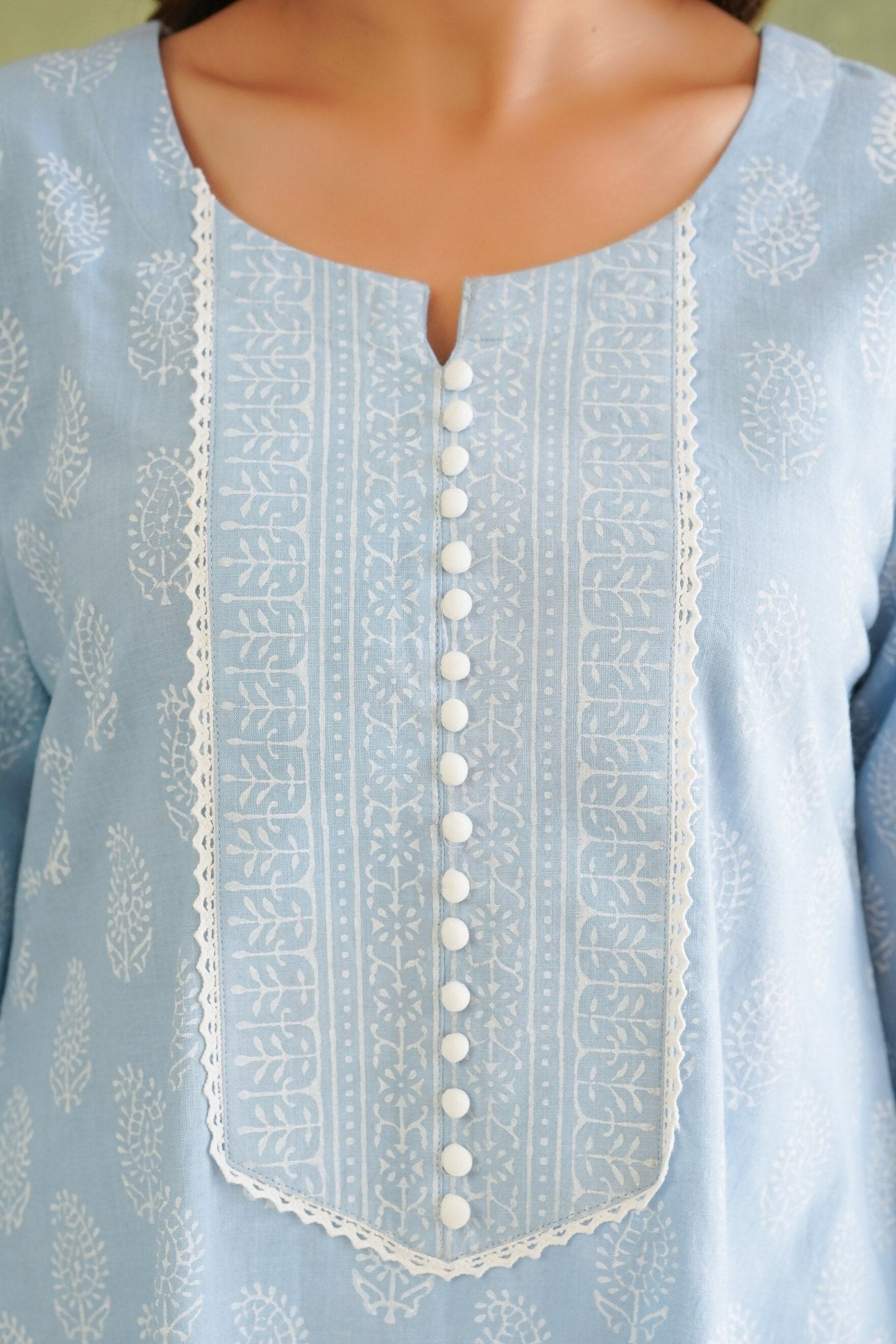 Blue Short Hand Block Printed Kurta With Farshi Salwar - Tara - C - Tara