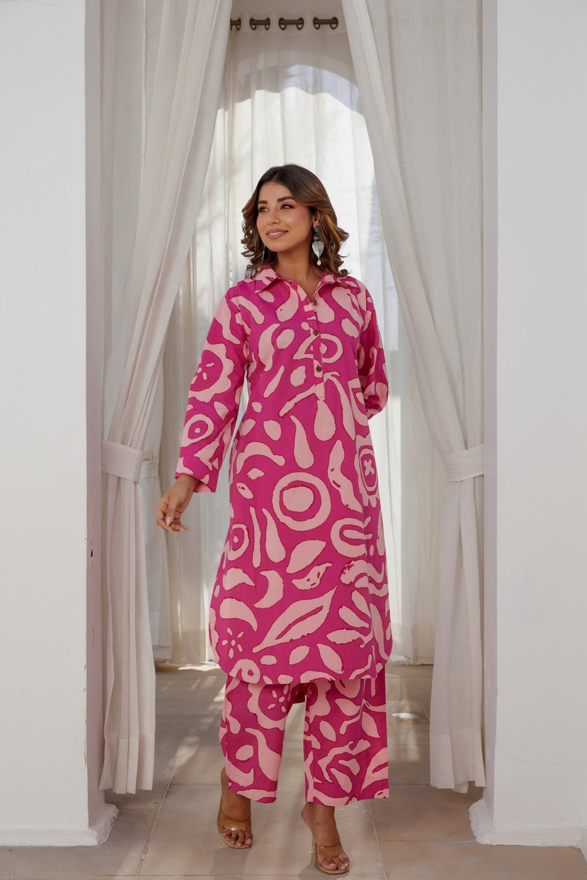 Pink - Tara - C - Tara