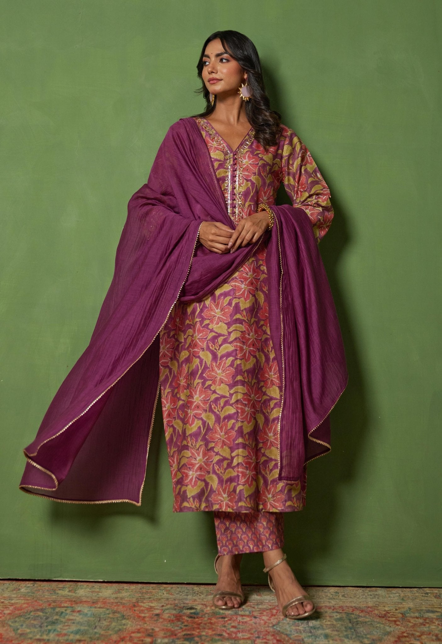 LUSH REGAL GRACE SUIT SET