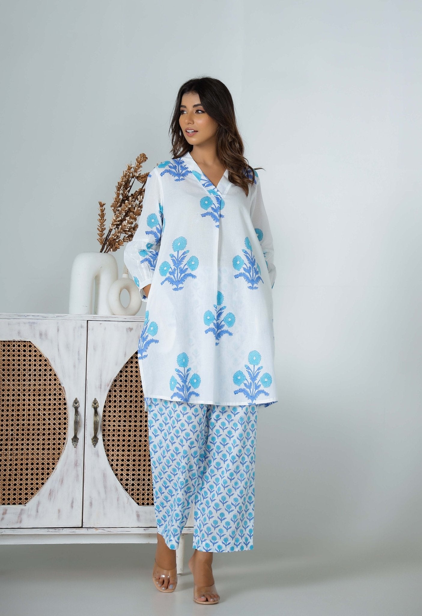 Blue floral buta Hand Block Printed Floral Co-ord Set (2pc)