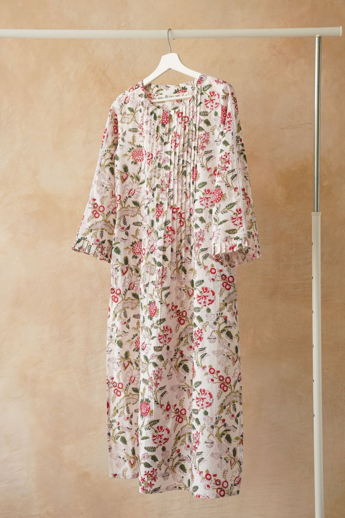 White Floral Hand Block Printed Pintuck Kurta - Tara - C - Tara