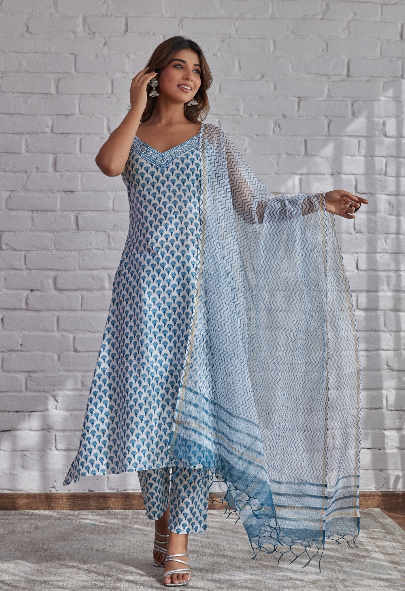 White Strappy Suit Set with Doriya Dupatta