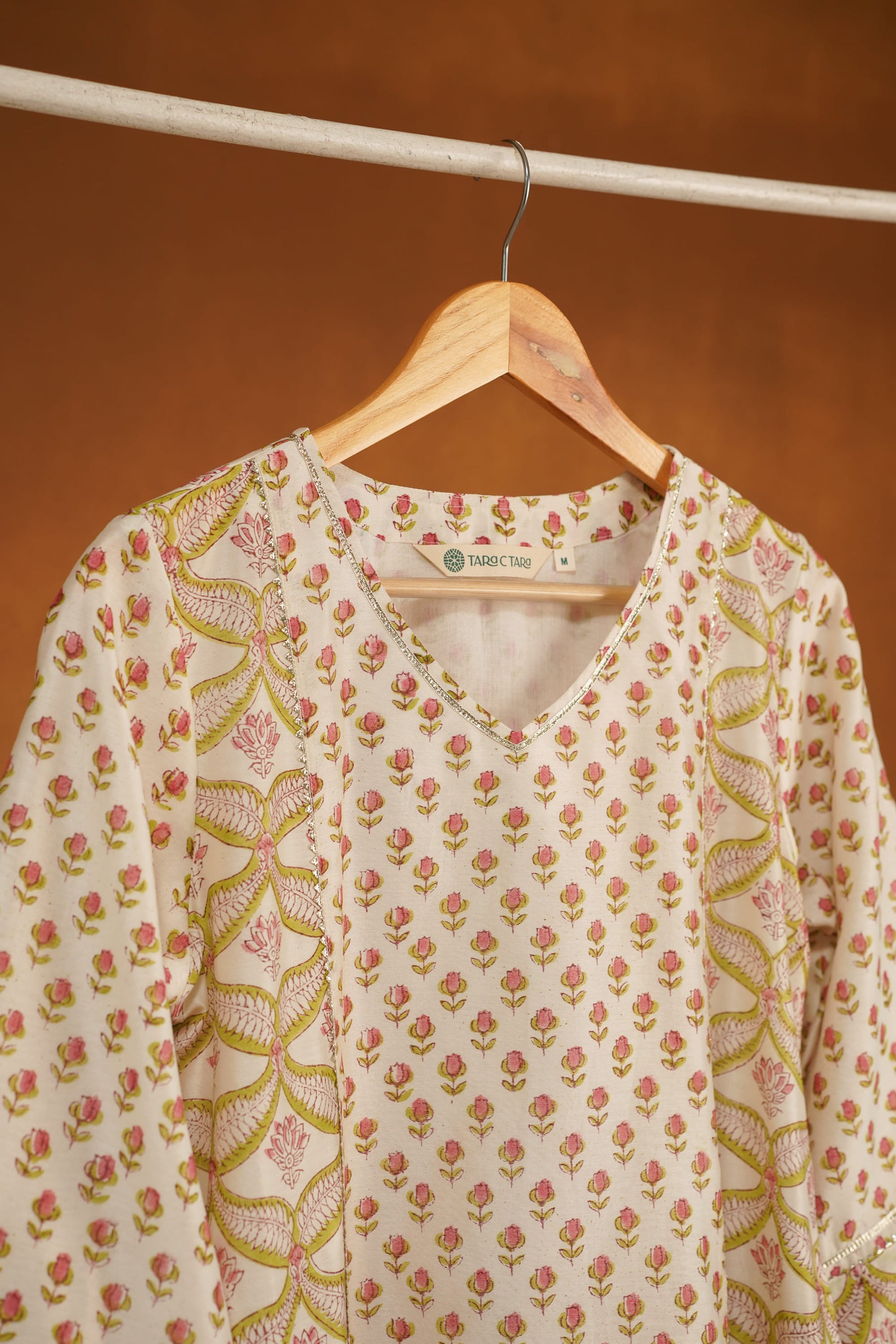 Ivory Green Floral Hand Block Printed Chanderi Silk Kurta