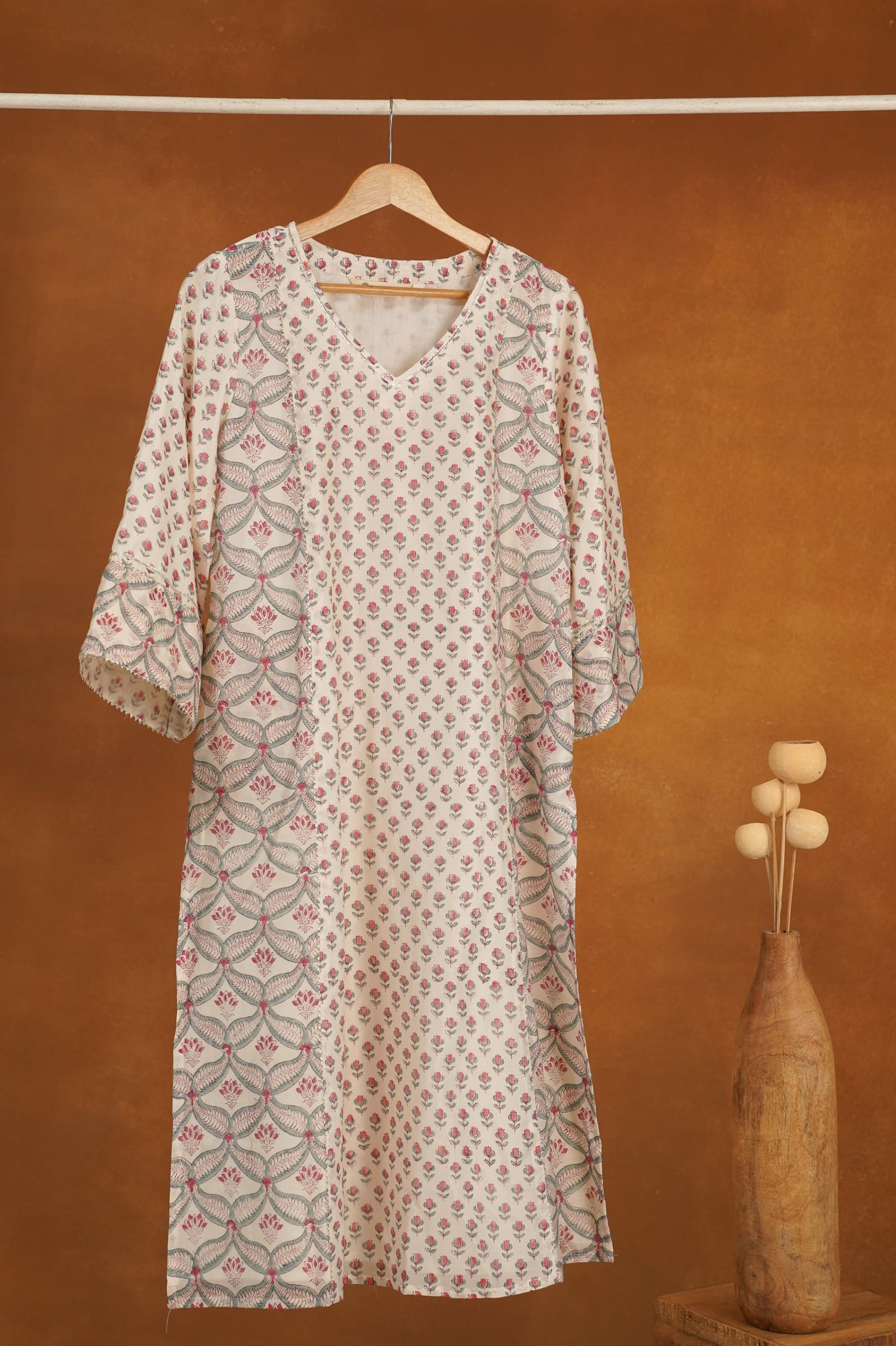 Ivory Blue Floral Hand Block Printed Chanderi Silk Kurta