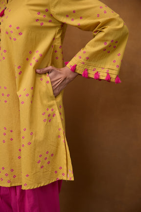 Mustard Bandhani Printed Kurta & Magenta Farsi Salwar Co-ord Set