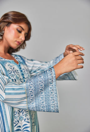 Classic Charm: Off - White Chanderi Set with Blue Hues - Tara - C - Tara