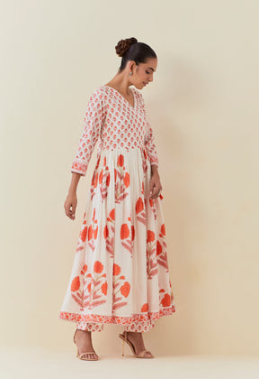 FLORAL HAND BLOCK PRINTED ANARKALI WITH DORIYA DUPATTA AND BOTTOMS - Tara - C - Tara