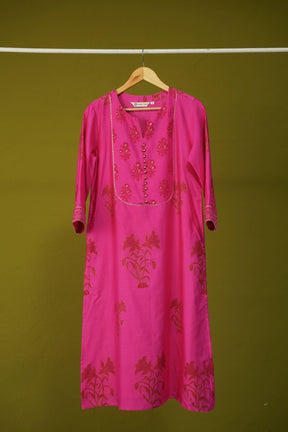 Fuchsia Pink Floral Hand Block Printed Chanderi Silk Kurta - Tara-C-Tara
