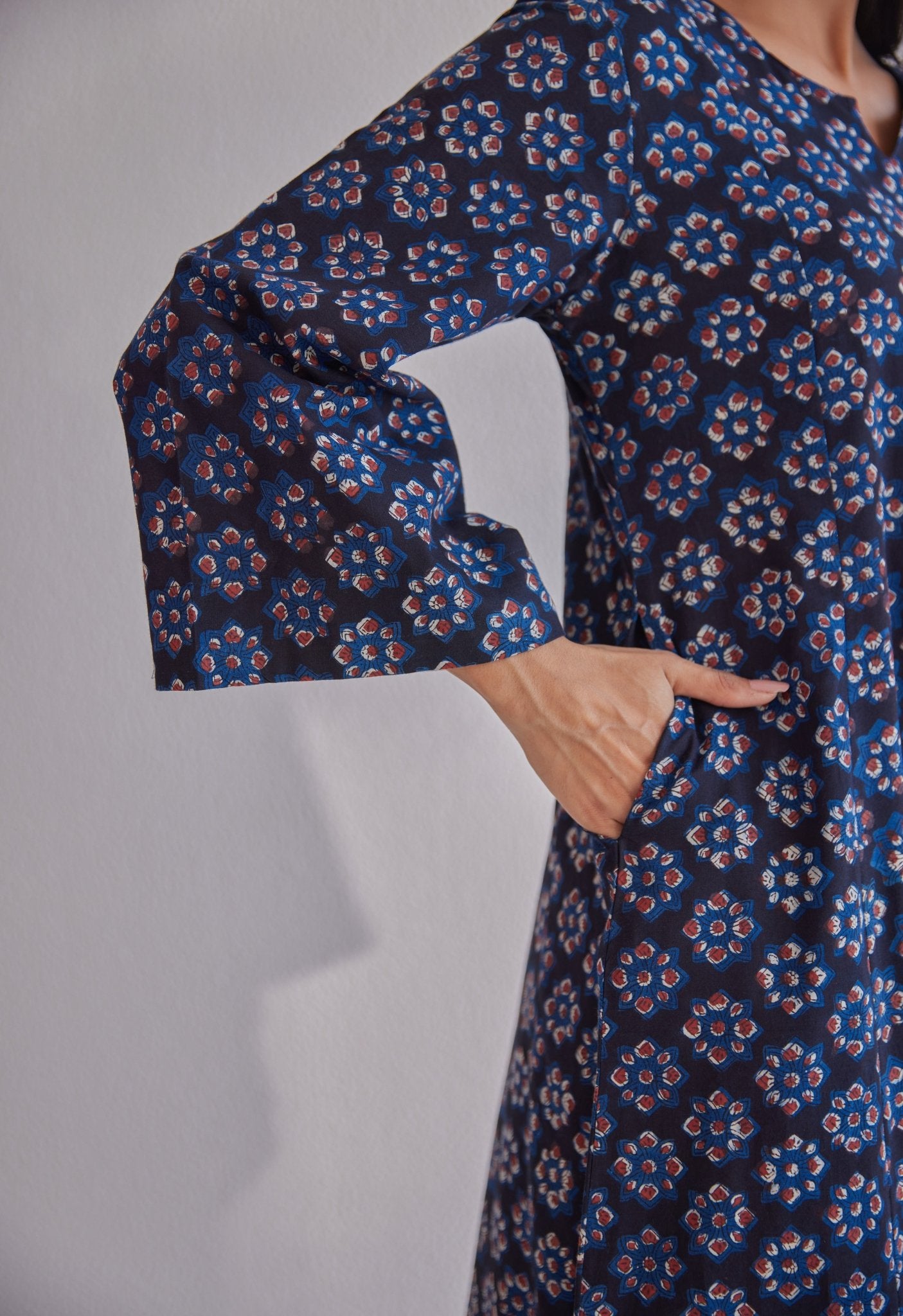 Indigo Jahota Hand Block Printed Cotton Kurta - Tara - C - Tara