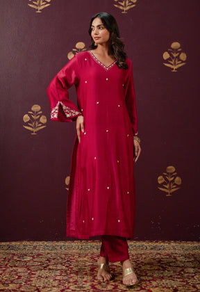 Opulent Maroon: Chanderi V - Neck Kurta Set with All - Over Embroidery and Chanderi mul Dupatta - Tara - C - Tara