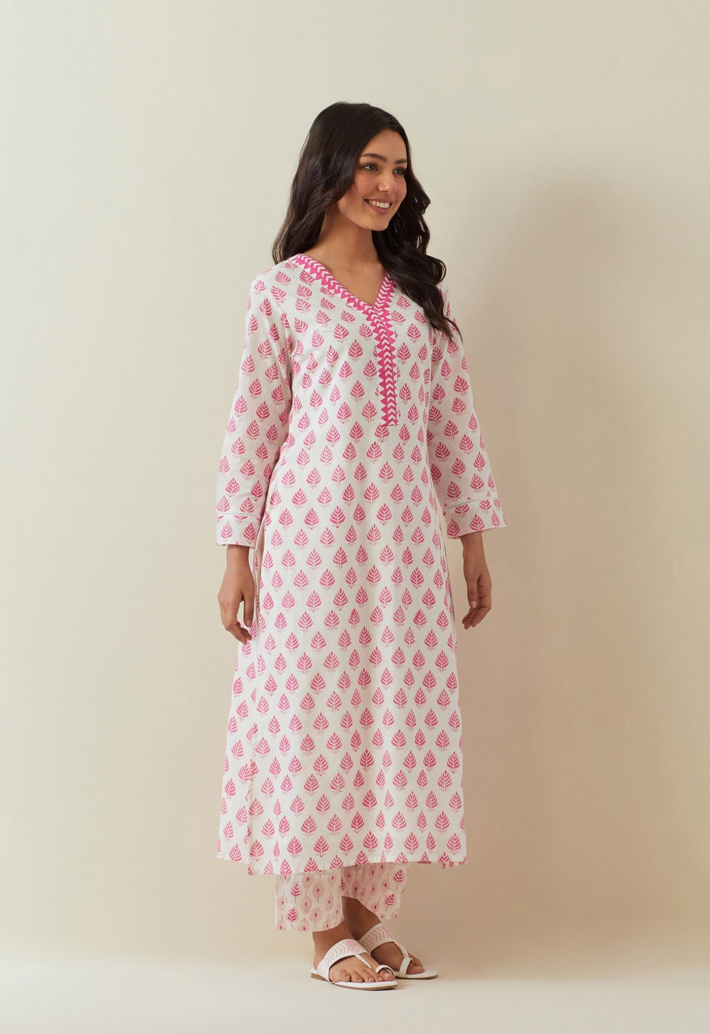 PINK BUTI HAND BLOCK PRINTED KURTA - Tara - C - Tara