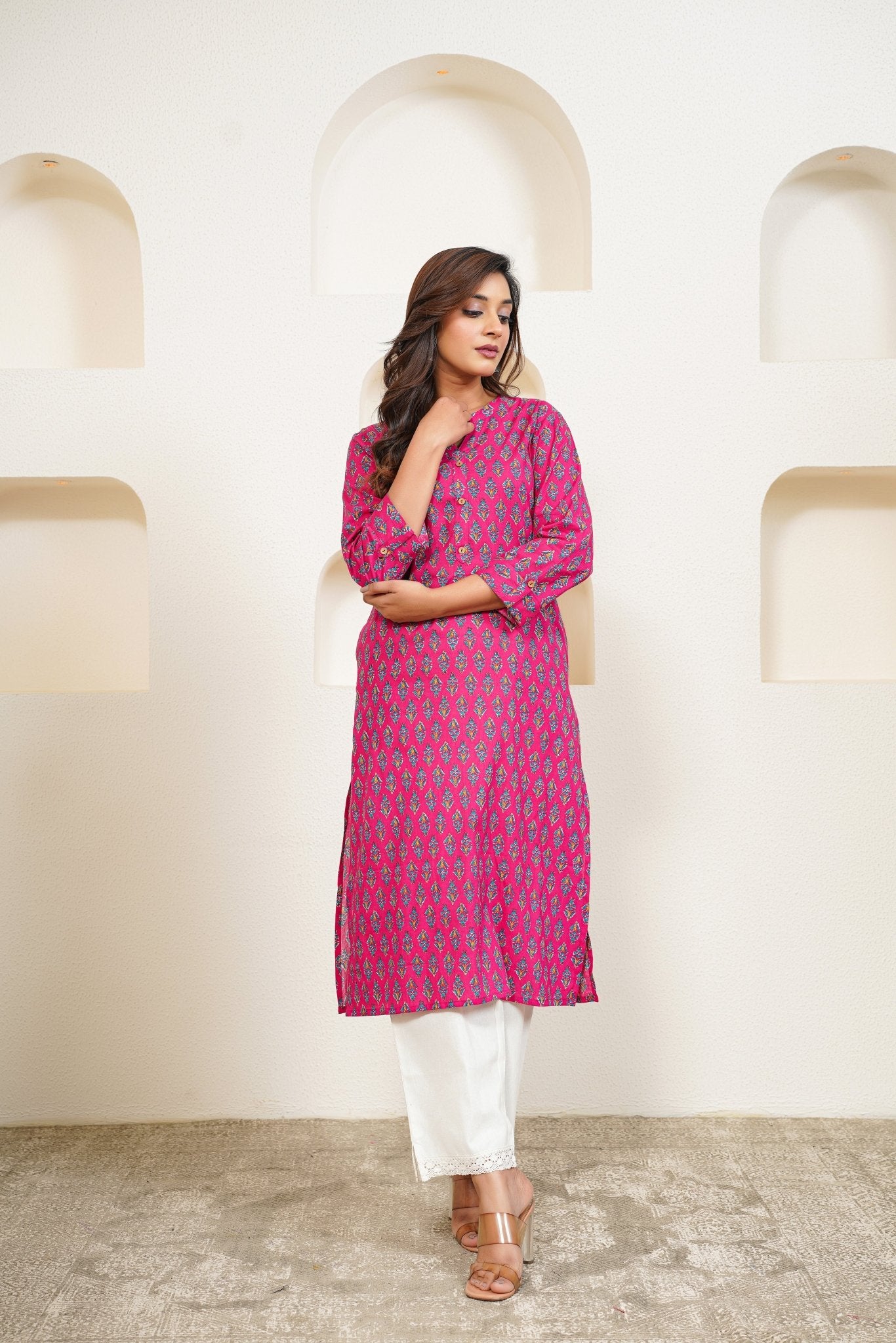 Pink Floral Buti Printed Kurta - Tara - C - Tara