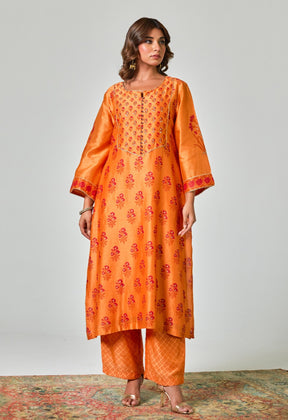 Radiant Fusion: Traditional Elegance in Orange - Red Floral Chanderi Handblock Printed suit set - Tara - C - Tara