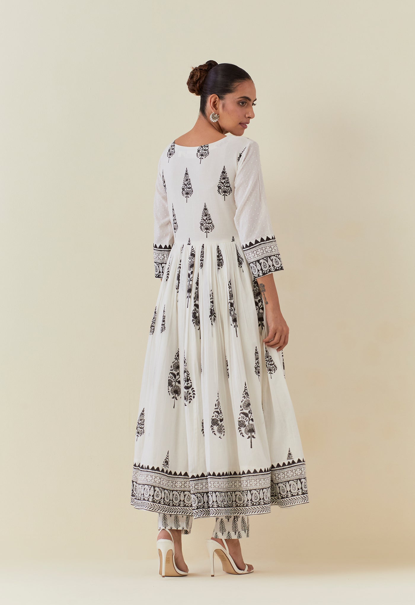 WHITE AND BLACK HAND BLOCK PRINTED ANARKALI WITH DORIYA DUPATTA AND BOTTOMS - Tara - C - Tara