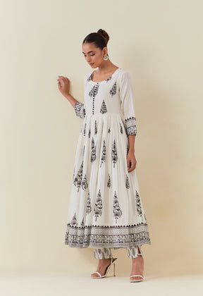 WHITE AND BLACK HAND BLOCK PRINTED ANARKALI WITH DORIYA DUPATTA AND BOTTOMS - Tara - C - Tara