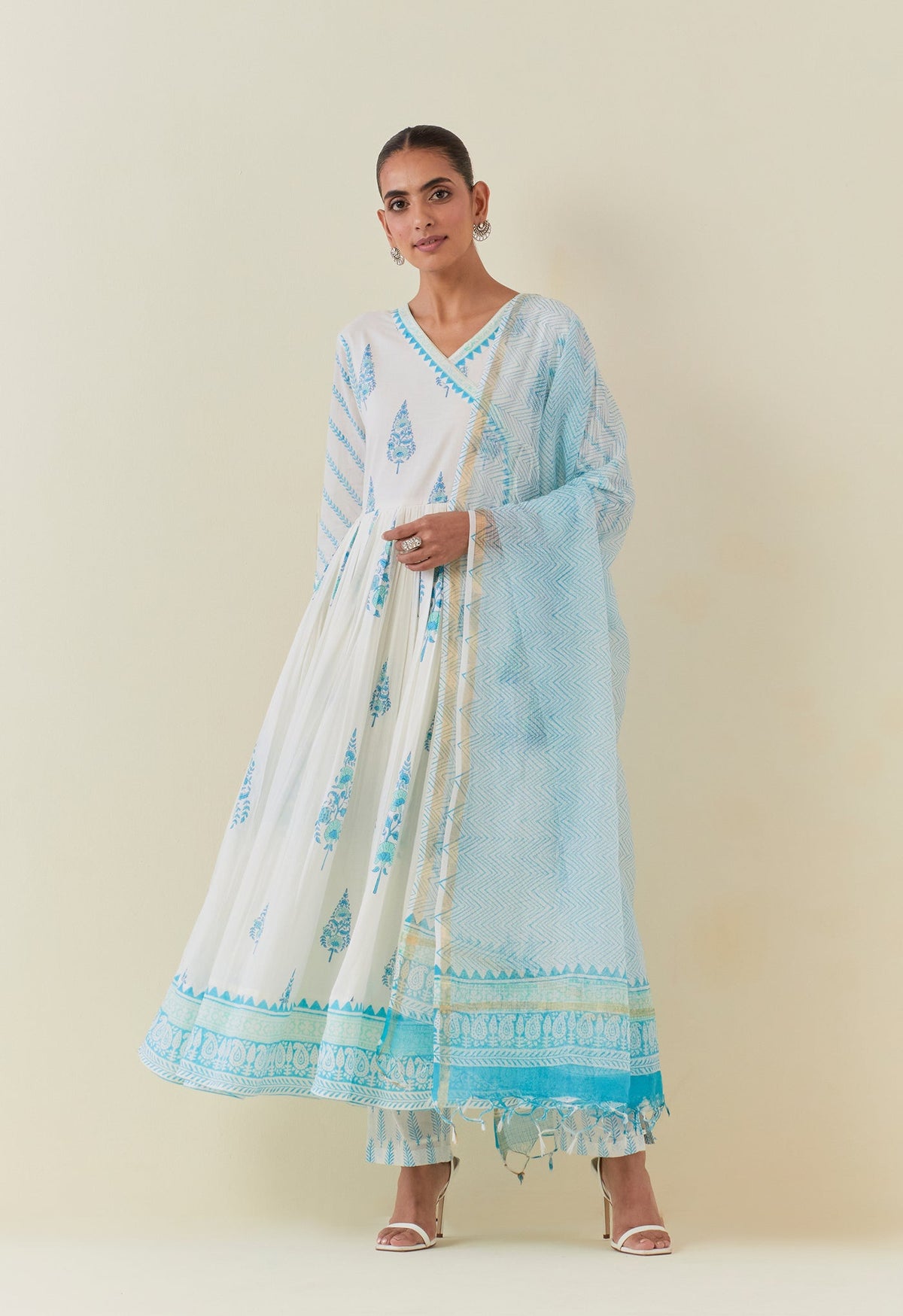 WHITE AND TURQUOISE HAND BLOCK PRINTED ANARKALI WITH DORIYA DUPATTA AND BOTTOMS - Tara - C - Tara