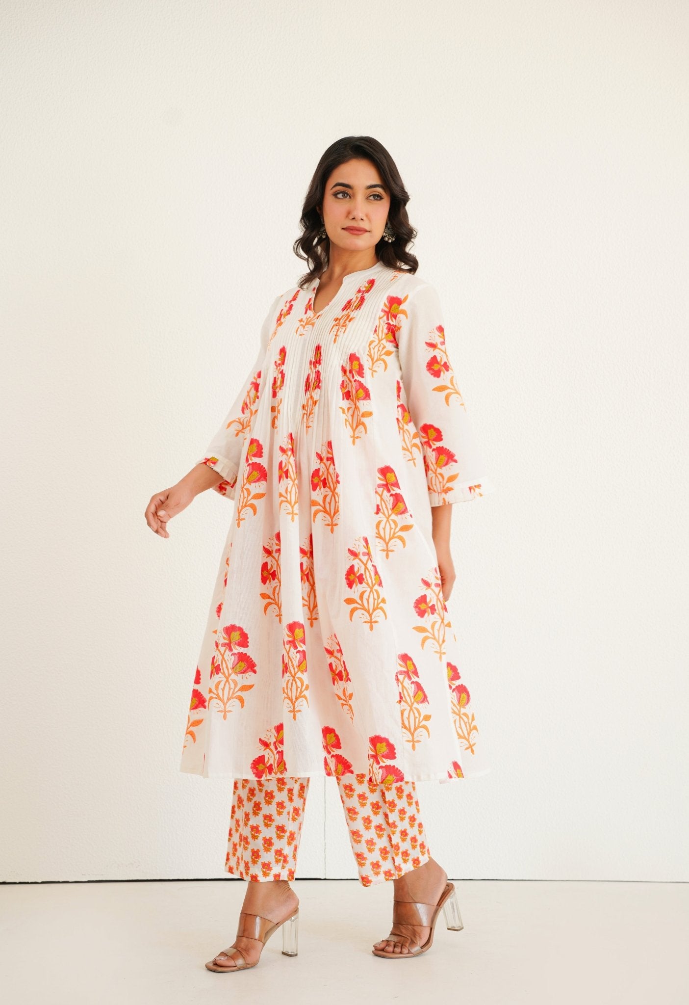 White floral Printed Kurta with Bottom - Tara - C - Tara