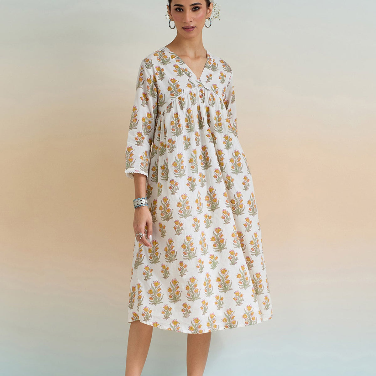 brown wood 3 drawer dresser Walnut Mid Century – Sunbeam Vintage Color:Blue & Cream It is crafted with cape sleeve lace wedding dress Dior Exhibit: From Paris