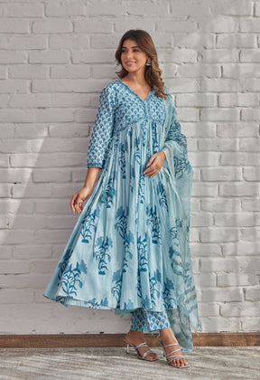 Blue Floral Printed Hand Block Printed Cotton kurta set with Dupatta - Tara-C-Tara