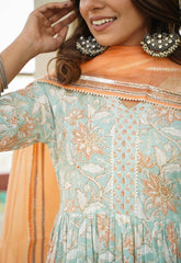 Green Floral Printed Tiered Kurta With Pants And Organza Dupatta (3PC Set) - Tara-C-Tara