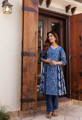 Indigo Hand Block Kalidaar Co-ord set - Tara-C-Tara