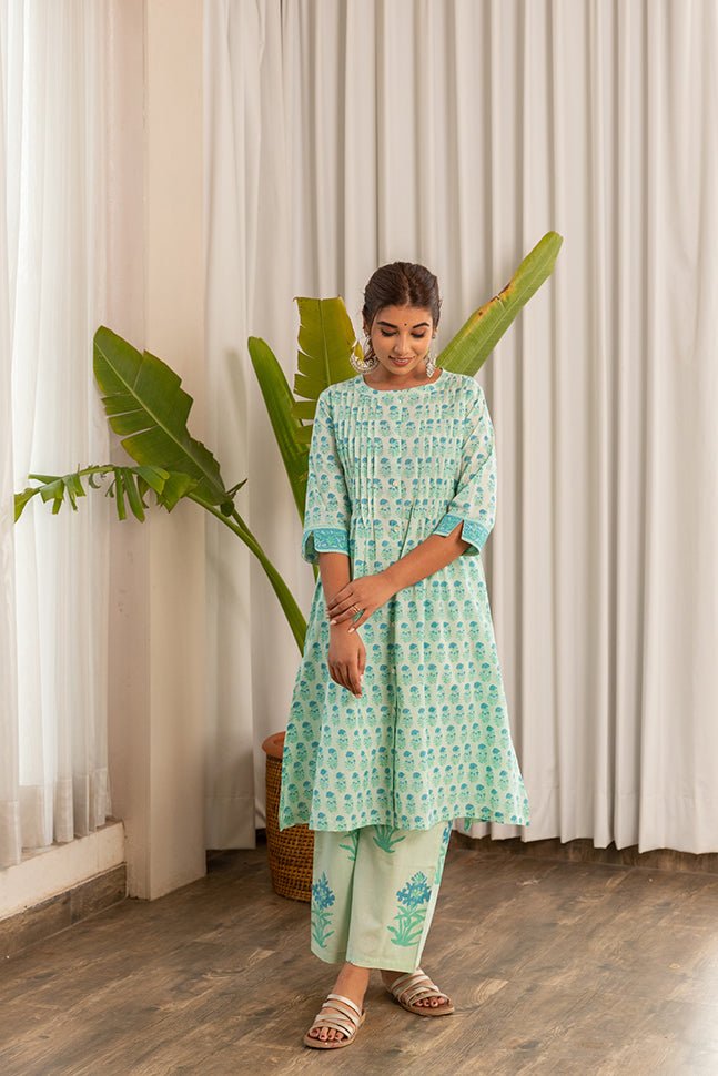 Buy Geroo Jaipur Indigo Blue Cotton Printed High Low Kurta for Women Online  @ Tata CLiQ