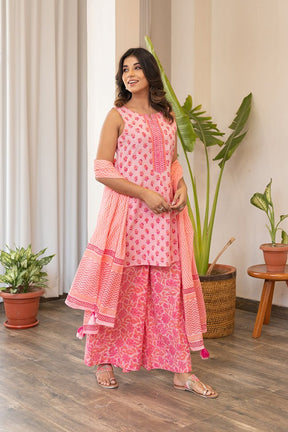 PINK HAND BLOCK PRINTED KURTI WITH PALAZZO AND DORIYA DUPATTA (3PC SET) - Tara-C-Tara